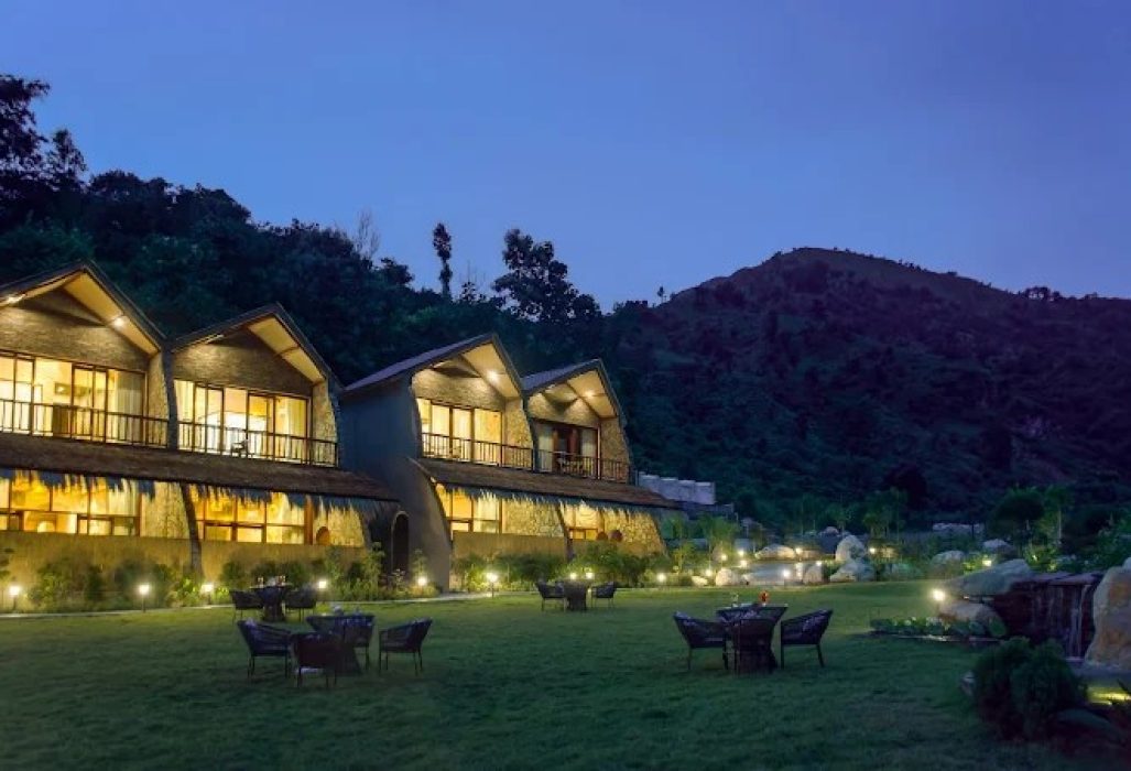 Corbett Vanvaas Resort