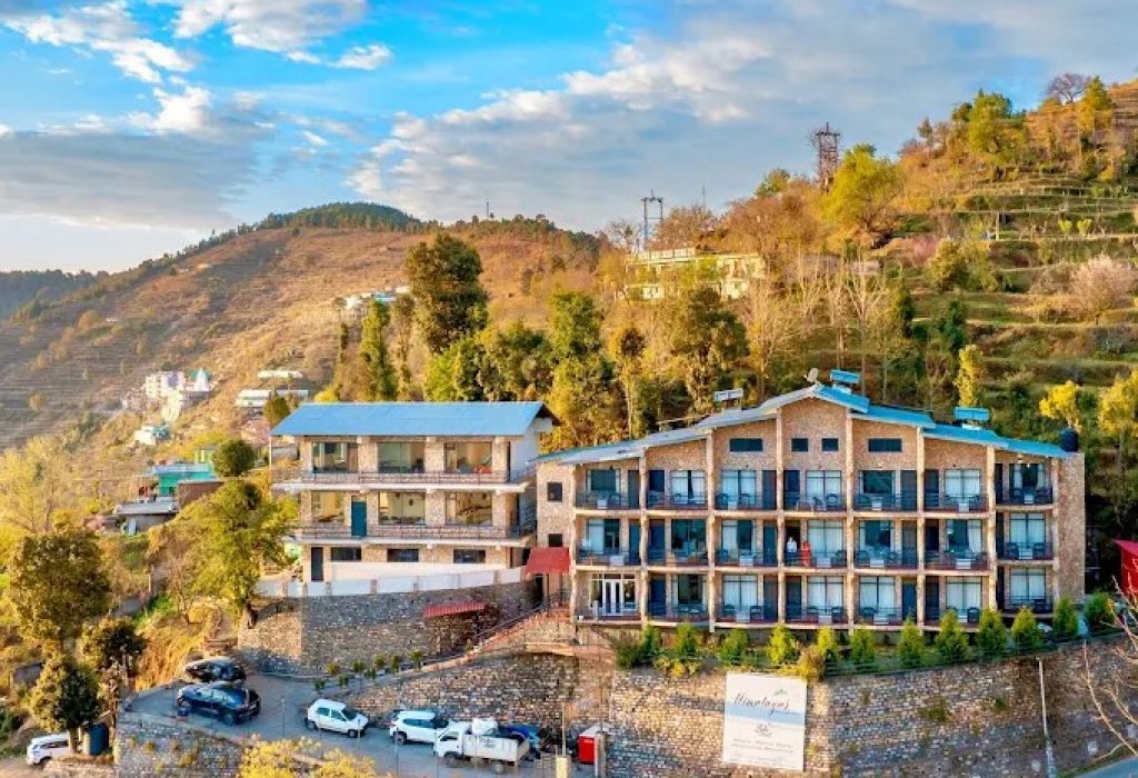 Himalayas Resort by The Lake Hill