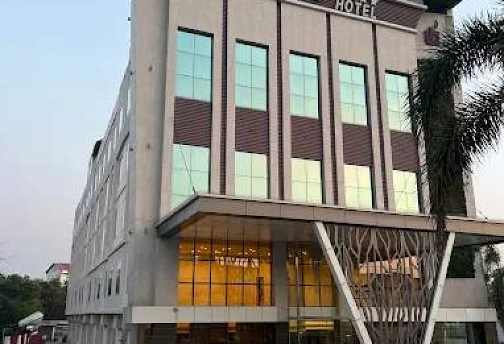 Lakshya's Hotel
