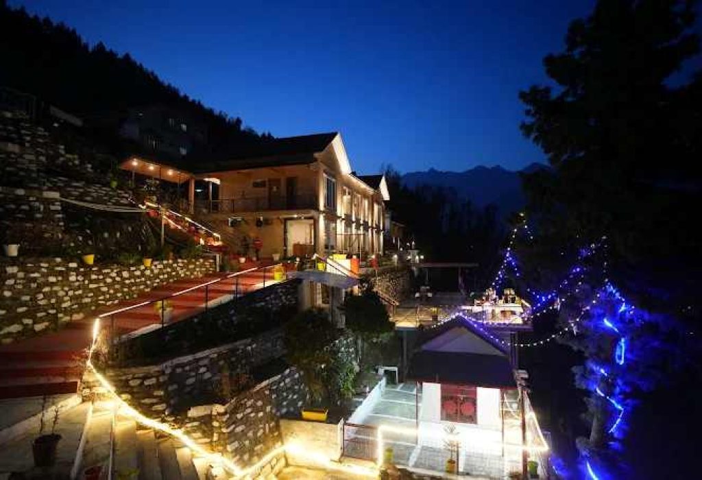 Tathastu Maitri Ski Resort