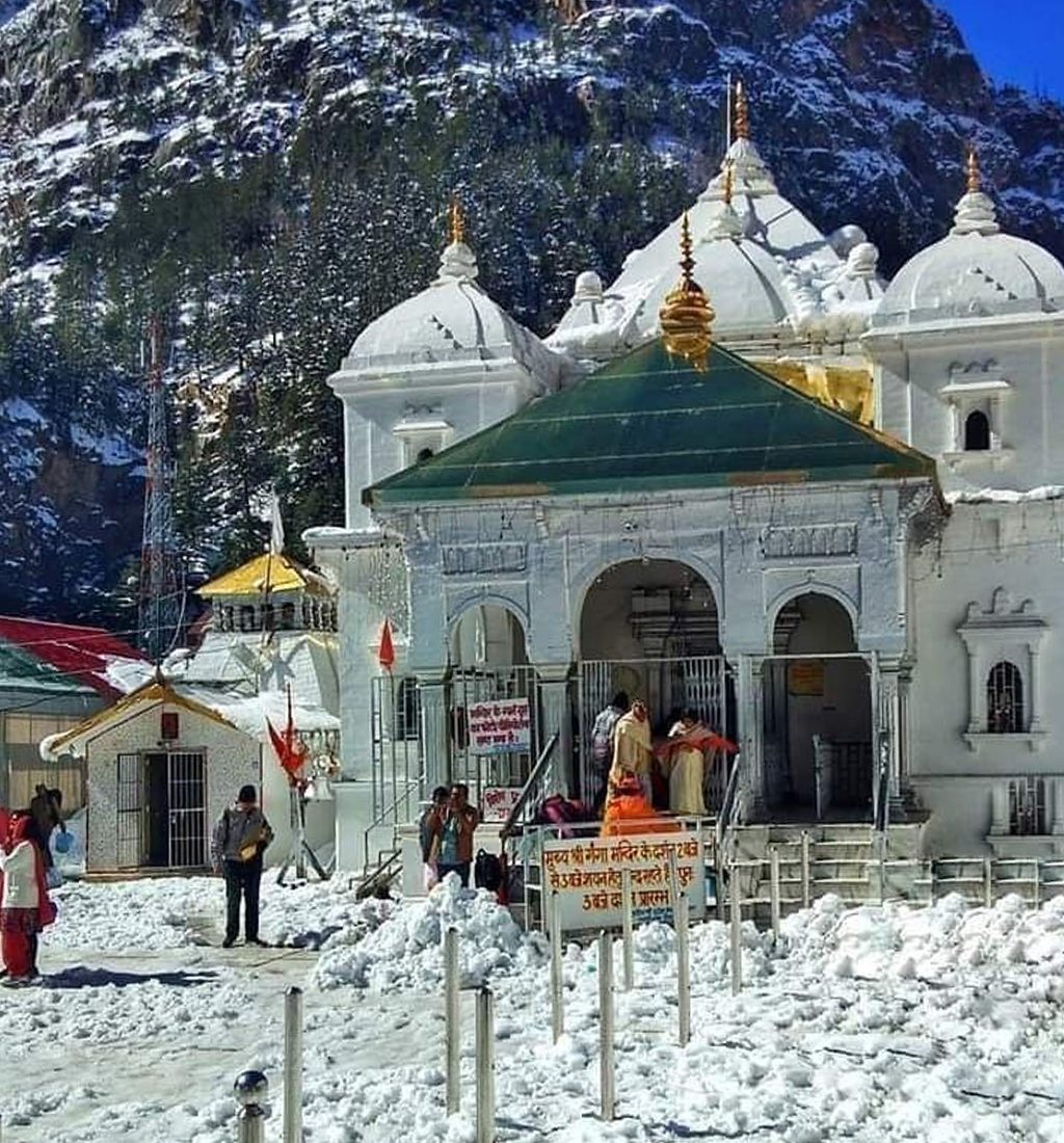 Gangotri Temple in Uttarakhand – Best Chardham Tour Packages