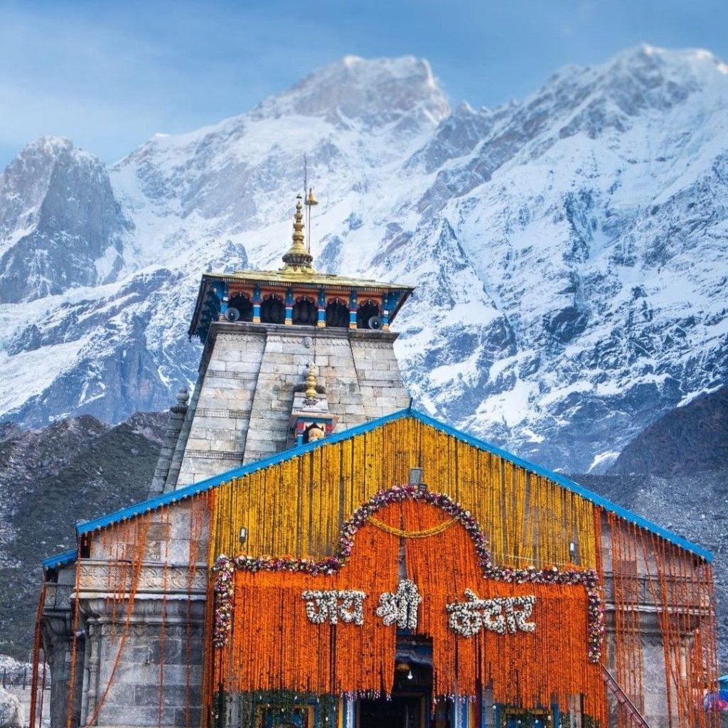 Snow-covered Kedarnath Temple in winter during Char Dham Yatra 2026 in Uttarakhand